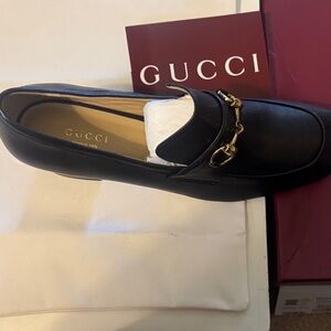 Gucci Black Leather Horsebit Loafer with Gold Hardware